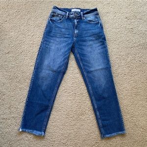 Kancan Darah High Rise Cropped Straight Jean Frayed Hem (Size 7/27)